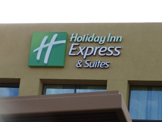 Holiday Inn Desert Ridge_7